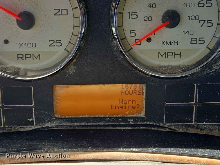 image for item DP8979 2015 International ProStar semi truck