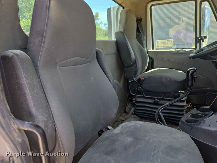image for item DP8979 2015 International ProStar semi truck