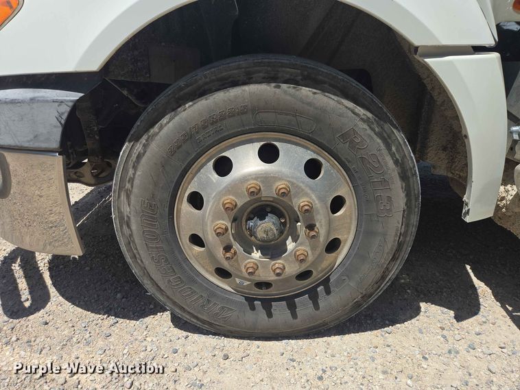 image for item DP8979 2015 International ProStar semi truck