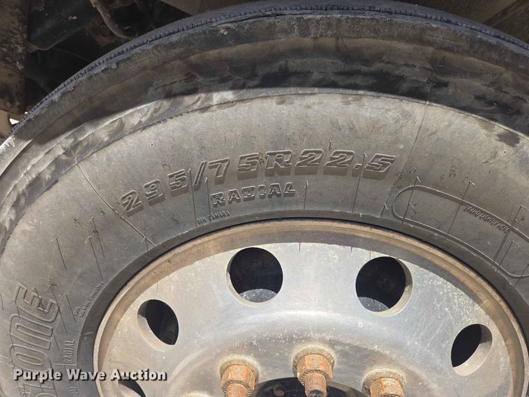 image for item DP8979 2015 International ProStar semi truck