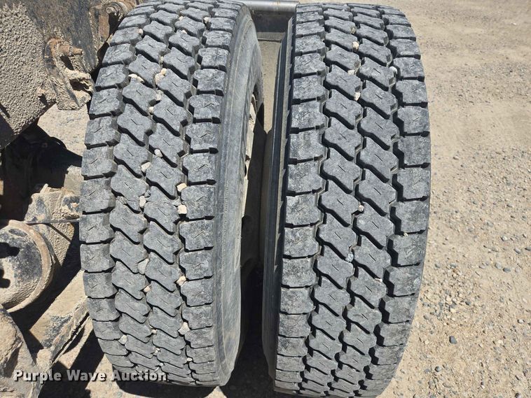 image for item DP8979 2015 International ProStar semi truck