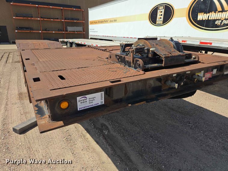 image for item DQ0005 2014 Trail-Eze TE70HT drop deck hydraulic tail equipment trailer