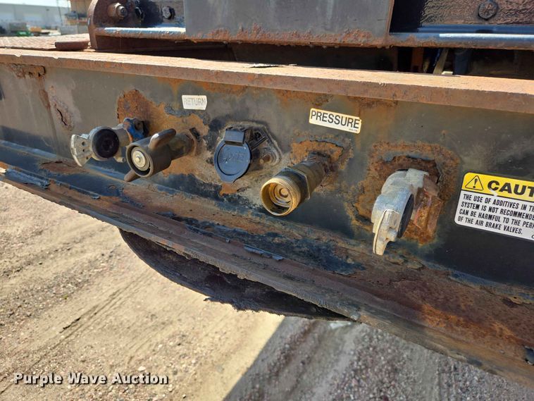 image for item DQ0005 2014 Trail-Eze TE70HT drop deck hydraulic tail equipment trailer
