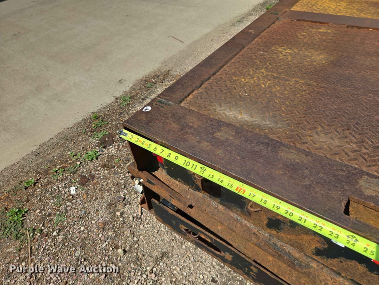 image for item DQ0005 2014 Trail-Eze TE70HT drop deck hydraulic tail equipment trailer