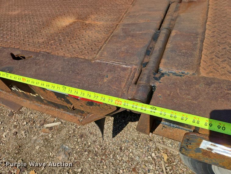 image for item DQ0005 2014 Trail-Eze TE70HT drop deck hydraulic tail equipment trailer