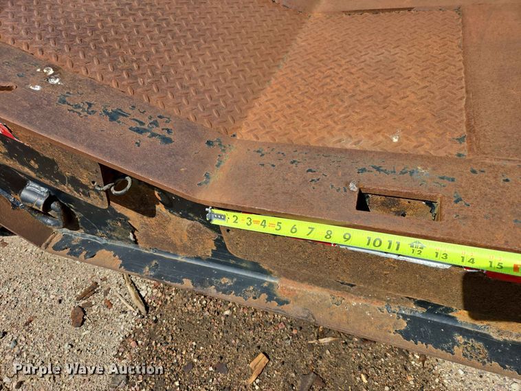 image for item DQ0005 2014 Trail-Eze TE70HT drop deck hydraulic tail equipment trailer