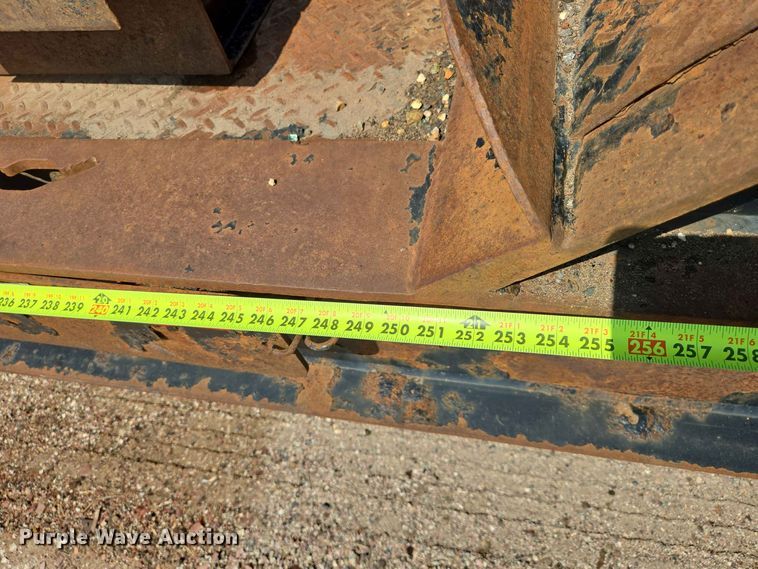 image for item DQ0005 2014 Trail-Eze TE70HT drop deck hydraulic tail equipment trailer