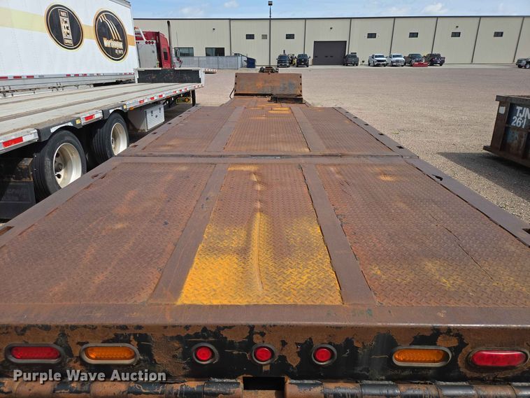 image for item DQ0005 2014 Trail-Eze TE70HT drop deck hydraulic tail equipment trailer