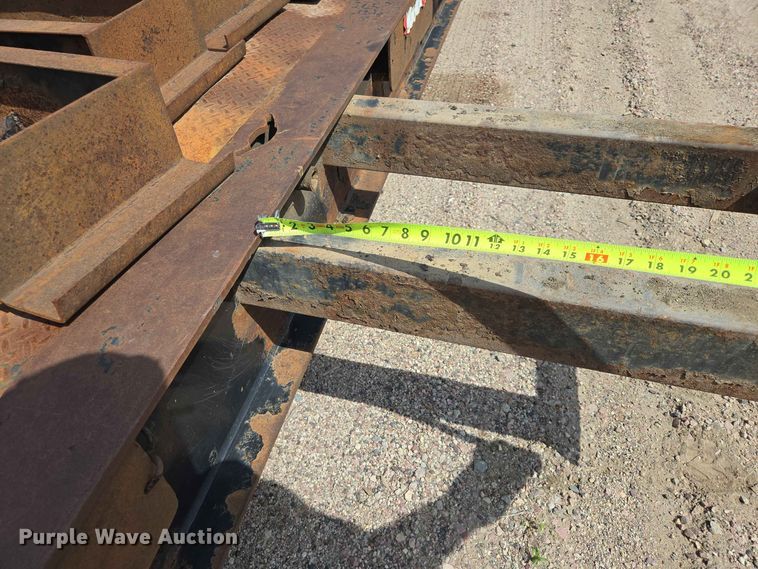 image for item DQ0005 2014 Trail-Eze TE70HT drop deck hydraulic tail equipment trailer