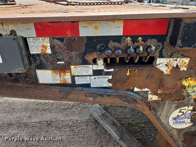 image for item DQ0005 2014 Trail-Eze TE70HT drop deck hydraulic tail equipment trailer