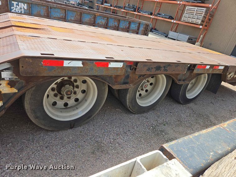 image for item DQ0005 2014 Trail-Eze TE70HT drop deck hydraulic tail equipment trailer