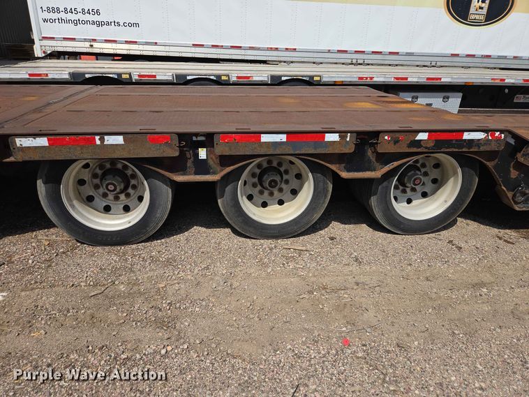image for item DQ0005 2014 Trail-Eze TE70HT drop deck hydraulic tail equipment trailer