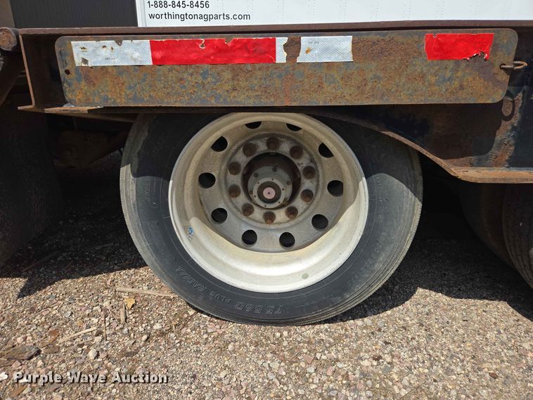 image for item DQ0005 2014 Trail-Eze TE70HT drop deck hydraulic tail equipment trailer