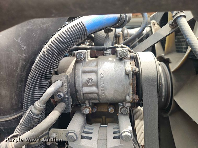 image for item DQ7799 2005 Kenworth truck cab and chassis