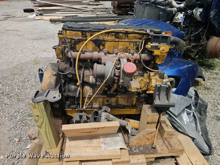 image for item DQ7799 2005 Kenworth truck cab and chassis