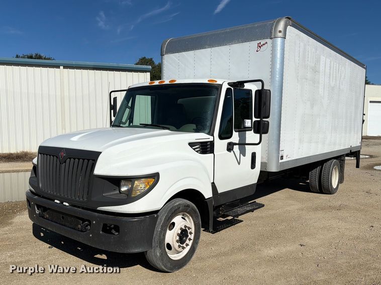 image for item DQ7845 2017 International TerraStar box truck