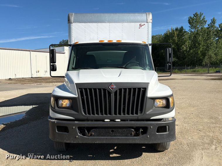 image for item DQ7845 2017 International TerraStar box truck