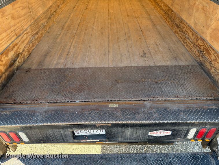 image for item DQ7845 2017 International TerraStar box truck