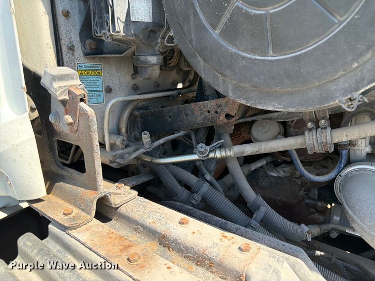 image for item DQ7863 2012 Freightliner Columbia semi truck