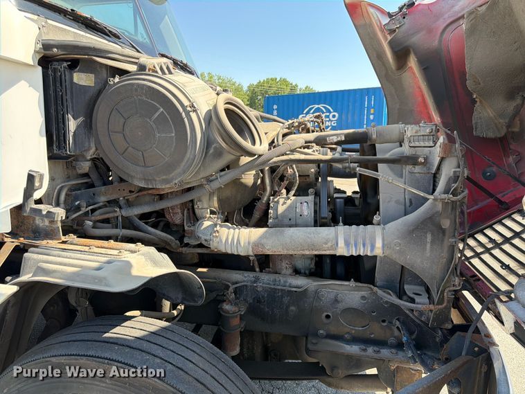 image for item DQ7864 2006 Freightliner CST120 semi truck