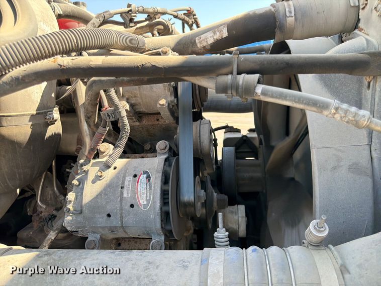 image for item DQ7864 2006 Freightliner CST120 semi truck