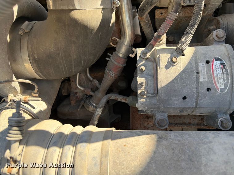 image for item DQ7864 2006 Freightliner CST120 semi truck