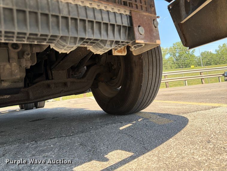 image for item DQ7864 2006 Freightliner CST120 semi truck