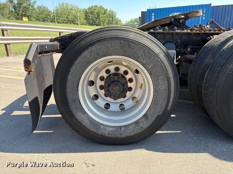 image for item DQ7864 2006 Freightliner CST120 semi truck