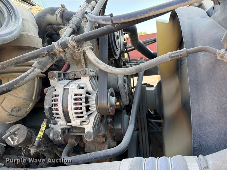 image for item DQ7865 2012 Freightliner Columbia semi truck