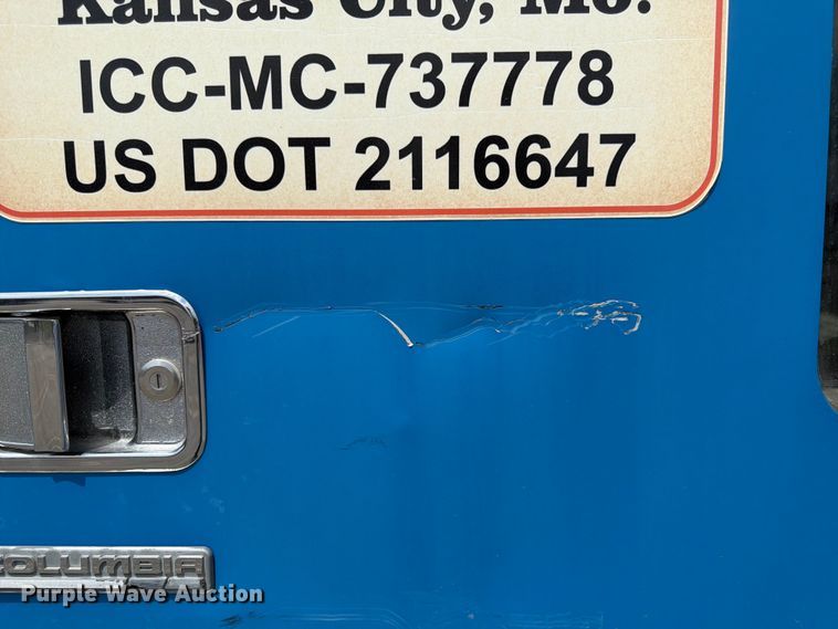 image for item DQ7868 2005 Freightliner Columbia semi truck