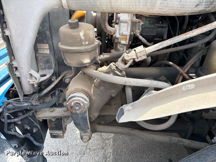 image for item DQ7868 2005 Freightliner Columbia semi truck
