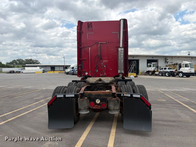 image for item DQ7869 2006 Freightliner CST120 semi truck