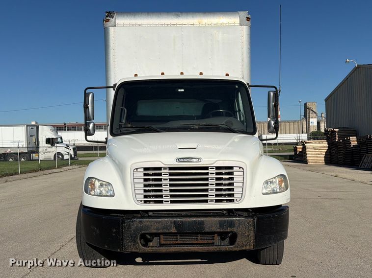 image for item DQ7878 2013 Freightliner M2 106 box truck