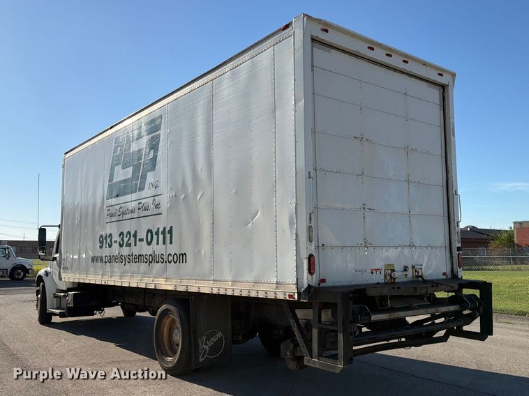 image for item DQ7878 2013 Freightliner M2 106 box truck