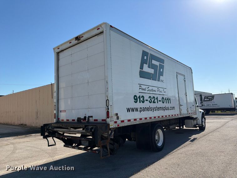 image for item DQ7879 2016 Freightliner M2 106 box truck