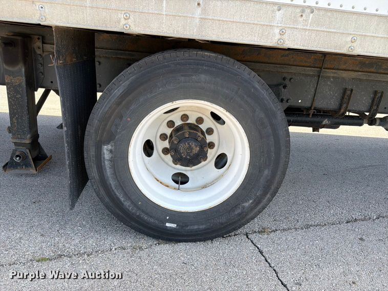 image for item DQ7880 2013 Freightliner M2 106 box truck