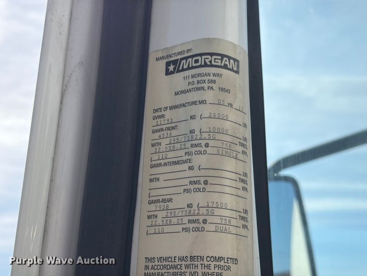 image for item DQ7880 2013 Freightliner M2 106 box truck