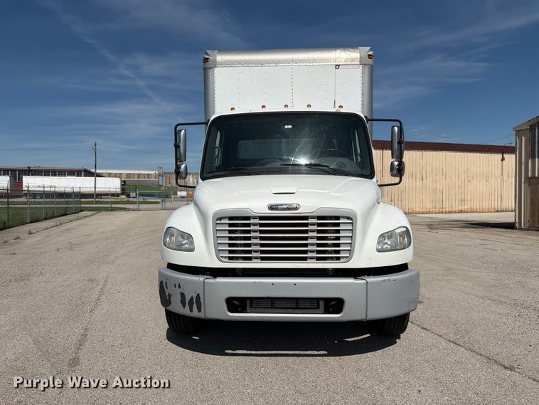 image for item DQ7881 2018 Freightliner M2 106 box truck
