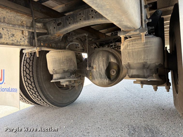 image for item DQ7881 2018 Freightliner M2 106 box truck