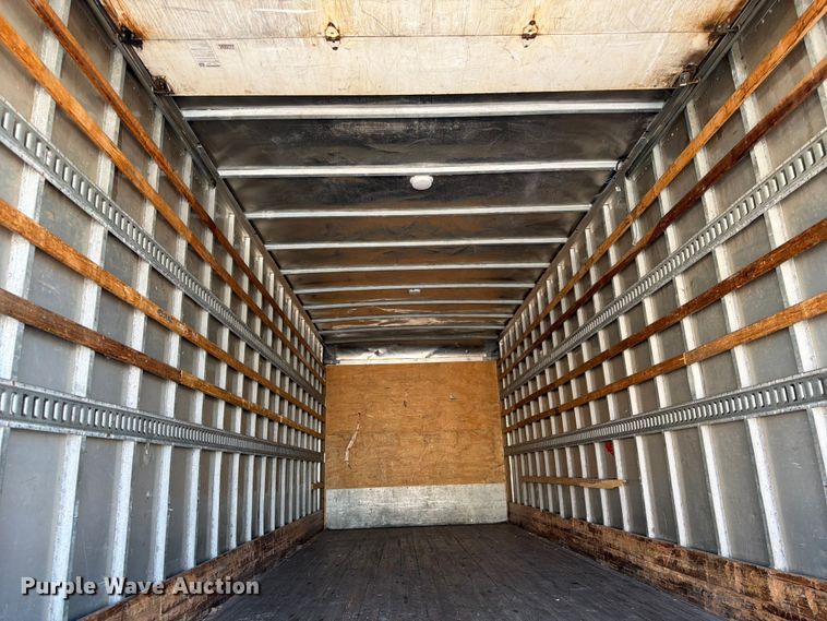 image for item DQ7882 2013 Freightliner M2 106 box truck