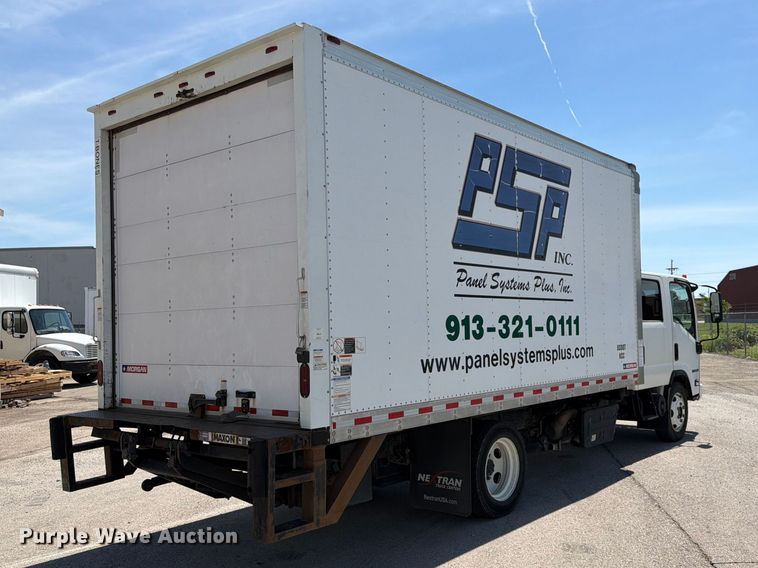 image for item DQ7883 2019 Isuzu NPR-XD Crew Cab box Truck