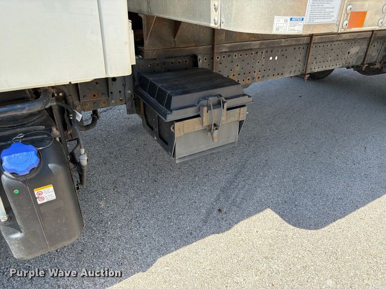 image for item DQ7883 2019 Isuzu NPR-XD Crew Cab box Truck