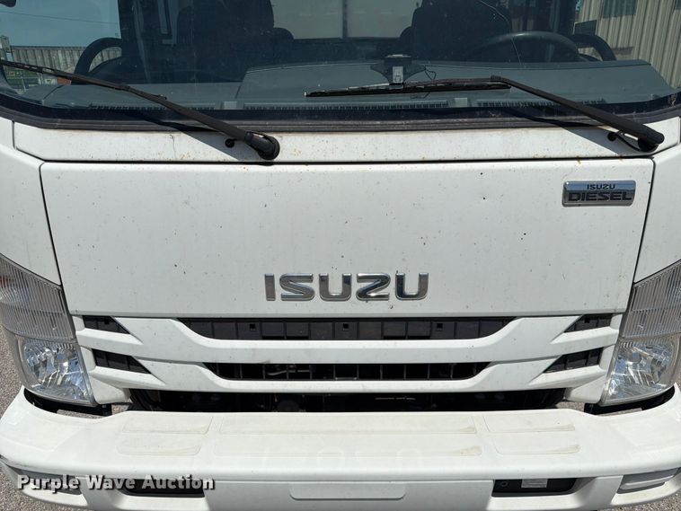 image for item DQ7883 2019 Isuzu NPR-XD Crew Cab box Truck