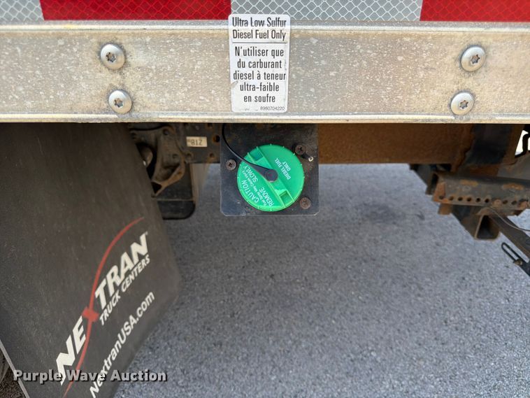 image for item DQ7883 2019 Isuzu NPR-XD Crew Cab box Truck