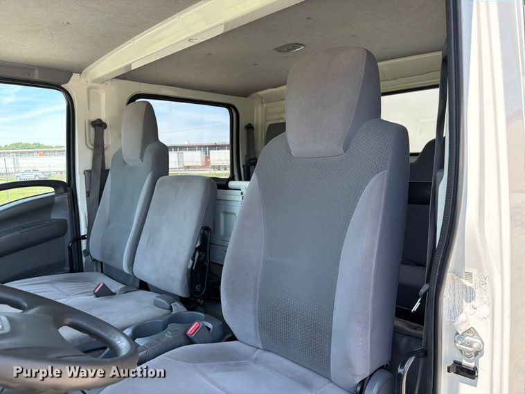 image for item DQ7883 2019 Isuzu NPR-XD Crew Cab box Truck