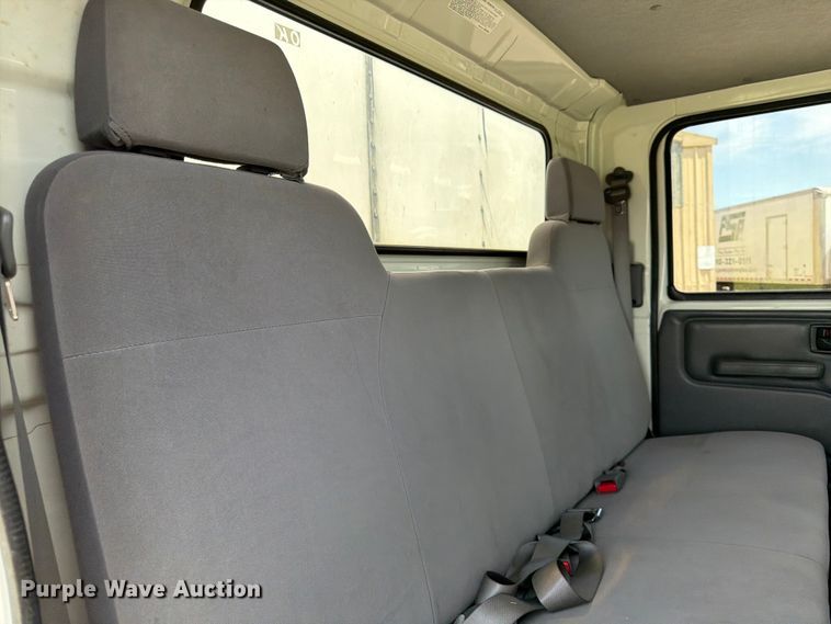 image for item DQ7883 2019 Isuzu NPR-XD Crew Cab box Truck