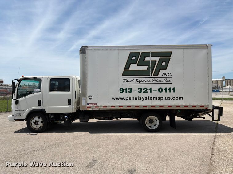 image for item DQ7884 2019 Isuzu NPR-XD Crew Cab box truck