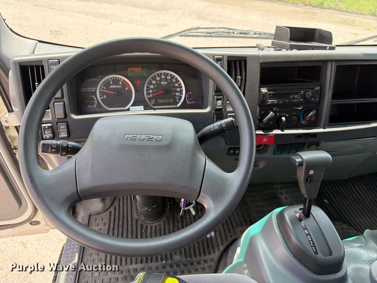 image for item DQ7884 2019 Isuzu NPR-XD Crew Cab box truck