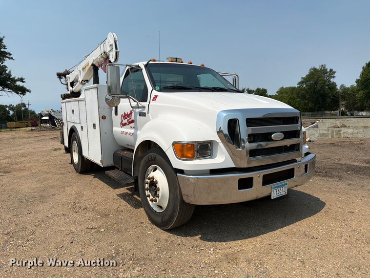 image for item DQ7941 2007 Ford F650 Super Duty utility / service truck