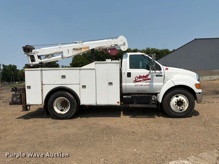 image for item DQ7941 2007 Ford F650 Super Duty utility / service truck